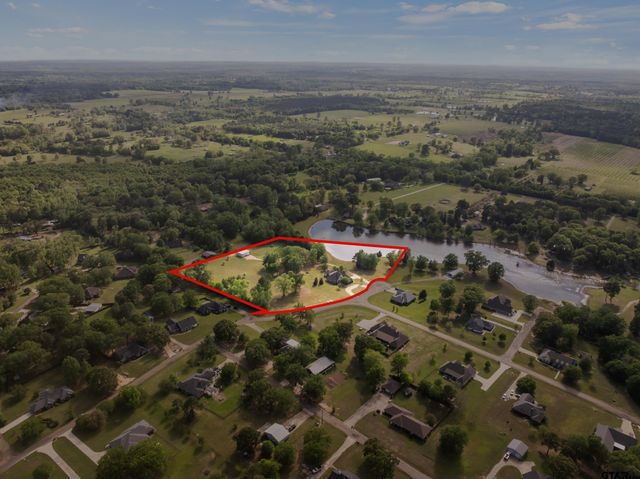 6 County Road 1215, Pittsburg, TX 75686