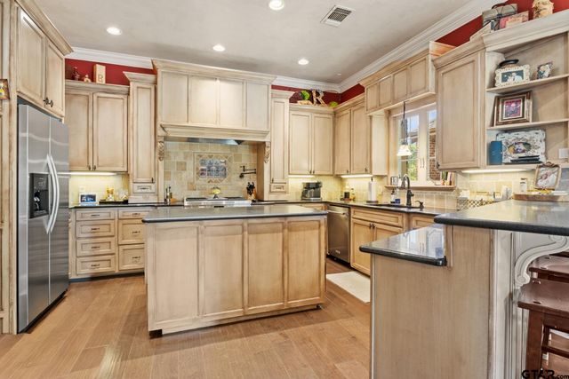 6 County Road 1215, Pittsburg, TX 75686