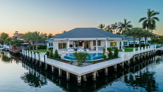 976 Cypress Drive, Delray Beach, FL 33483