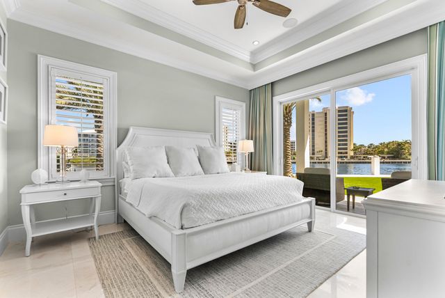 976 Cypress Drive, Delray Beach, FL 33483