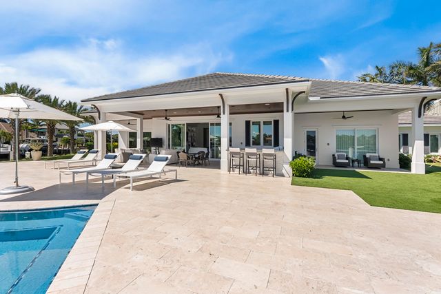 976 Cypress Drive, Delray Beach, FL 33483