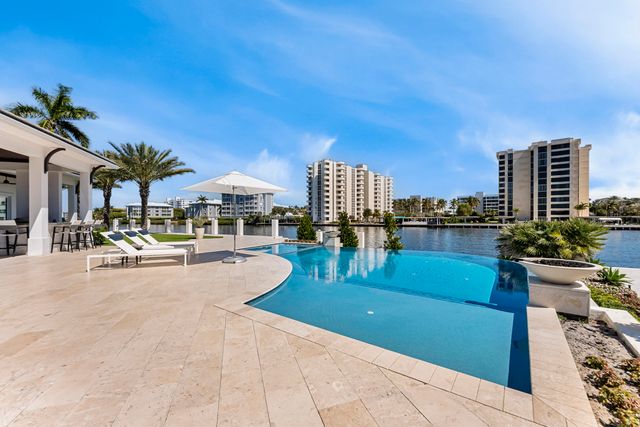 976 Cypress Drive, Delray Beach, FL 33483