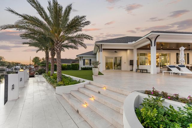 976 Cypress Drive, Delray Beach, FL 33483