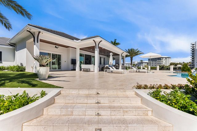 976 Cypress Drive, Delray Beach, FL 33483