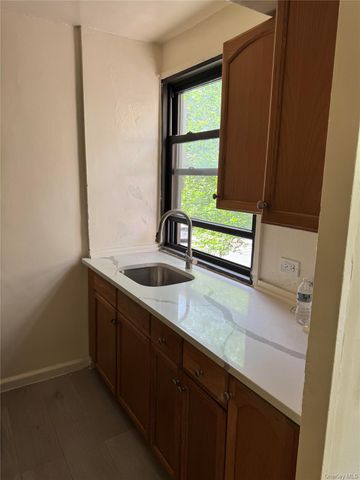 9834 63rd Drive 2J, Rego Park, NY 11374