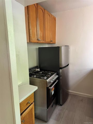 9834 63rd Drive 2J, Rego Park, NY 11374