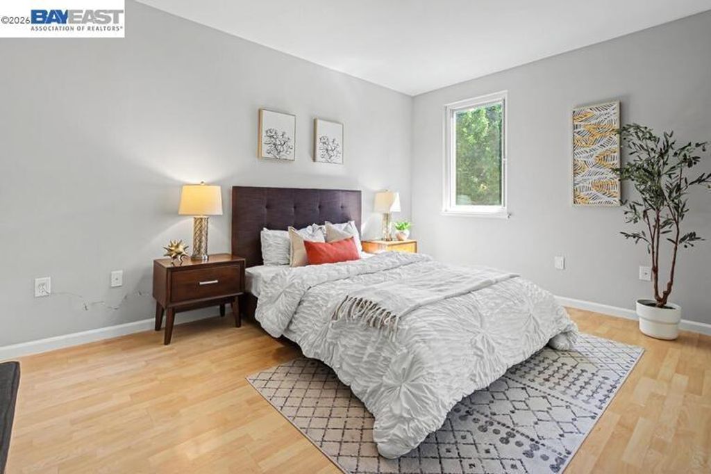 Image 18 of property listing at 401 S Norfolk St 216, San Mateo, CA 94401