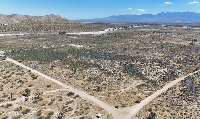 Longview Road, Palmdale, CA 93550