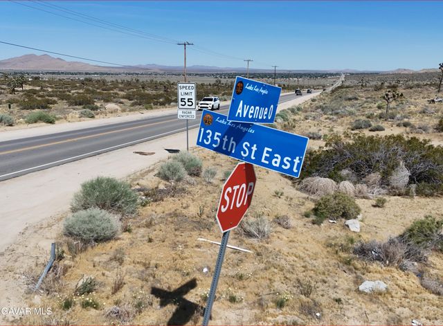 Longview Road, Palmdale, CA 93550