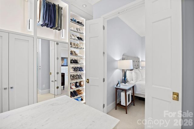182 Cherokee Road, Charlotte, NC 28207