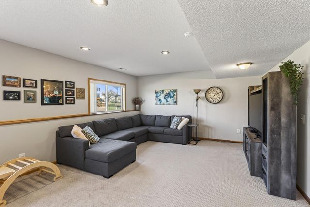 2605 King Avenue, Shakopee, MN 55379