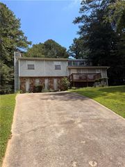 3533 Ridgetop Court, Ellenwood, GA 30294