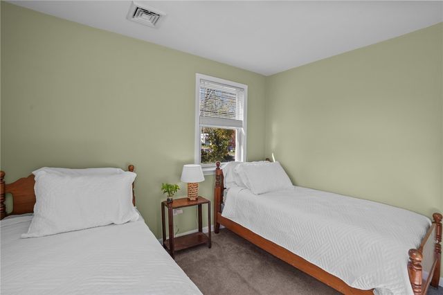 4 Read Avenue, Warren, RI 02885