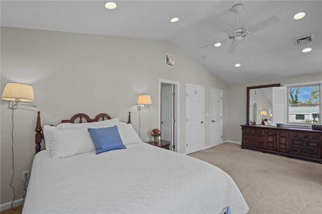 4 Read Avenue, Warren, RI 02885