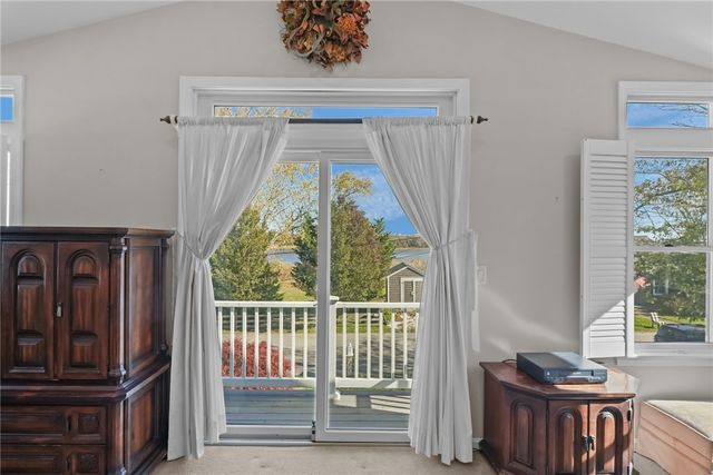 4 Read Avenue, Warren, RI 02885