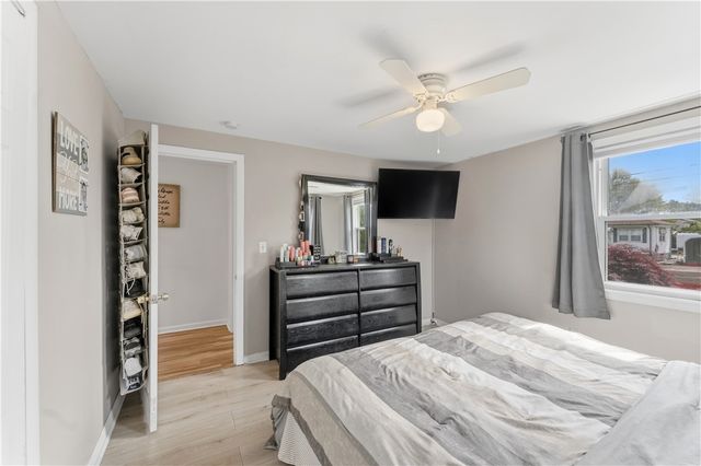29 Dix Avenue, Johnston, RI 02919