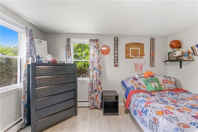29 Dix Avenue, Johnston, RI 02919