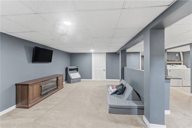 29 Dix Avenue, Johnston, RI 02919