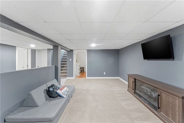 29 Dix Avenue, Johnston, RI 02919
