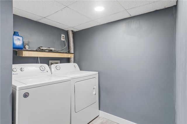 29 Dix Avenue, Johnston, RI 02919