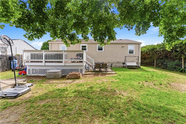 29 Dix Avenue, Johnston, RI 02919
