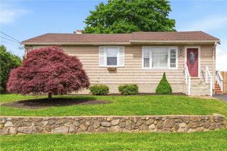 29 Dix Avenue, Johnston, RI 02919