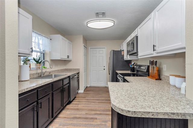 6115 NW 52ND STREET ROAD, Ocala, FL 34482