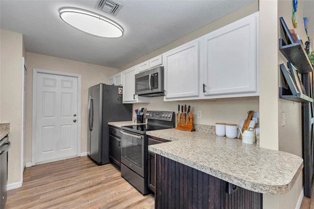 6115 NW 52ND STREET ROAD, Ocala, FL 34482