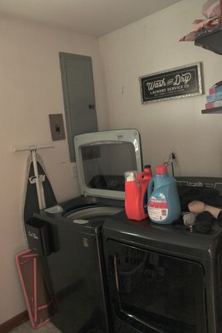 6658 KY-10, Tollesboro, KY 41189