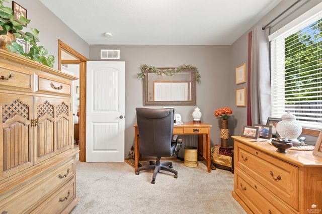 732 Fossilridge Circle, Manhattan, KS 66503