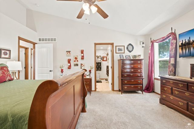 732 Fossilridge Circle, Manhattan, KS 66503