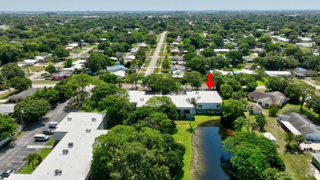 2517 S 17th Street 102, Fort Pierce, FL 34982