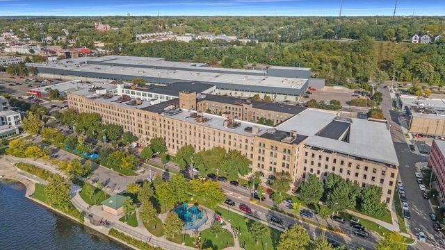 940 Monroe Avenue NW 341, Grand Rapids, MI 49503