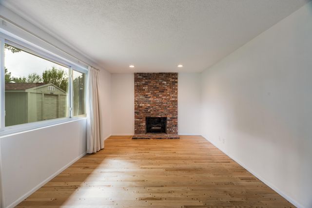 7212 CARRIVEAU Avenue NE, Albuquerque, NM 87110