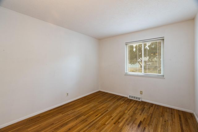 7212 CARRIVEAU Avenue NE, Albuquerque, NM 87110