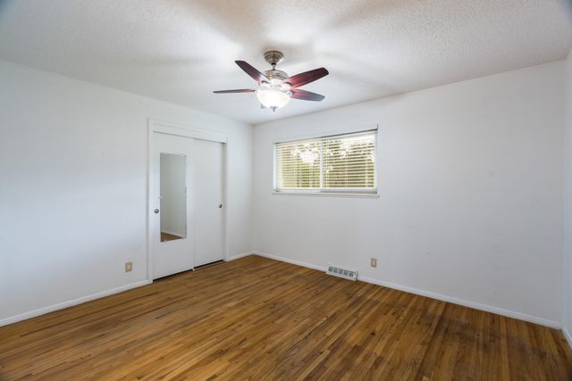 7212 CARRIVEAU Avenue NE, Albuquerque, NM 87110