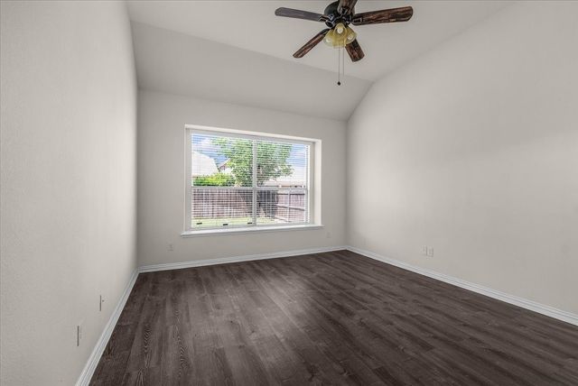 1725 Birds Eye Road, Fort Worth, TX 76177