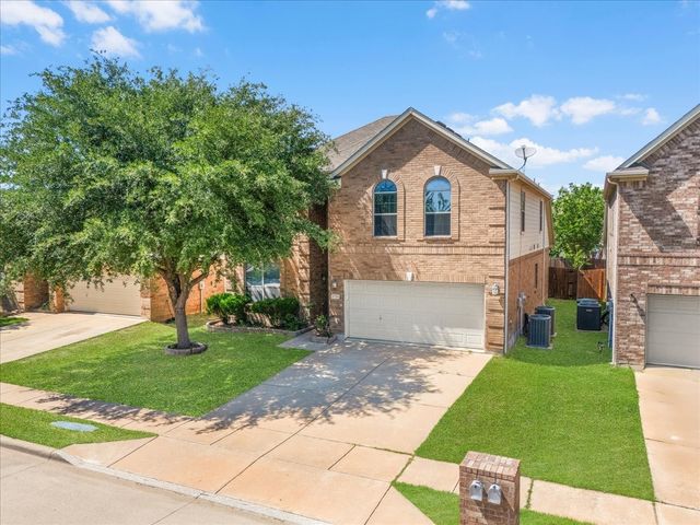 1725 Birds Eye Road, Fort Worth, TX 76177