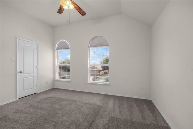 1725 Birds Eye Road, Fort Worth, TX 76177