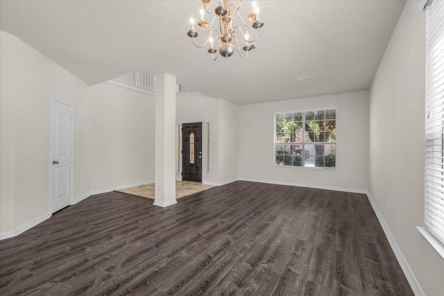 1725 Birds Eye Road, Fort Worth, TX 76177