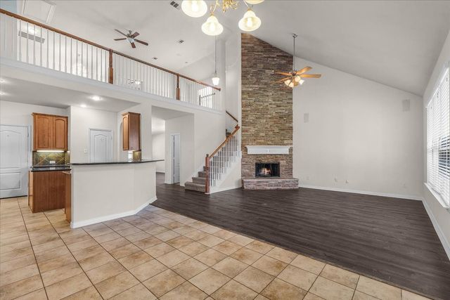 1725 Birds Eye Road, Fort Worth, TX 76177