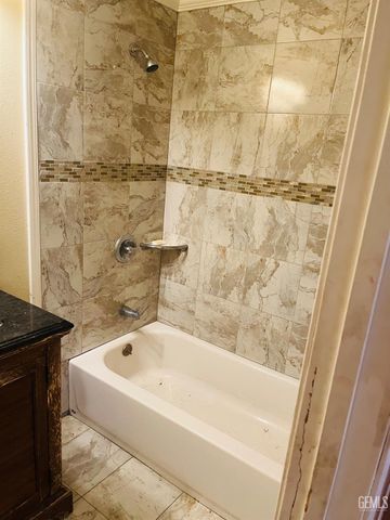 104 Pico Street, Taft, CA 93268