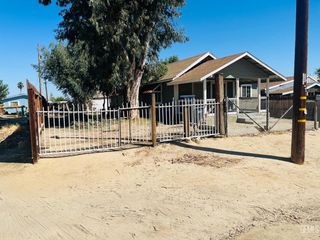 104 Pico Street, Taft, CA 93268