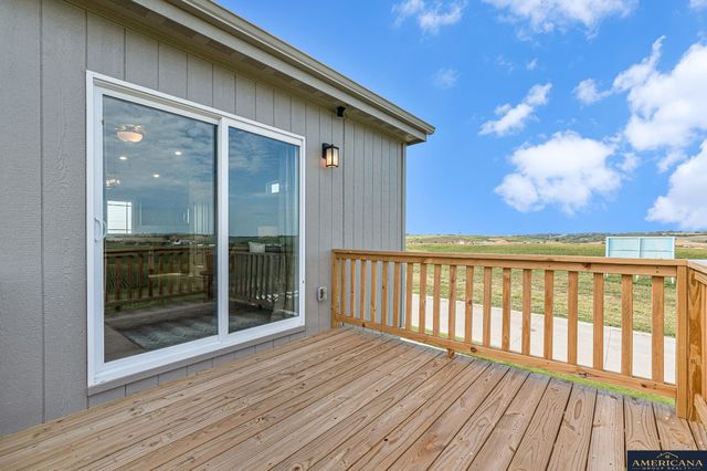 8017 N 113 Street, Omaha, NE 68142