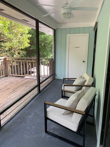 925 Coquina Lane 925, Vero Beach, FL 32963