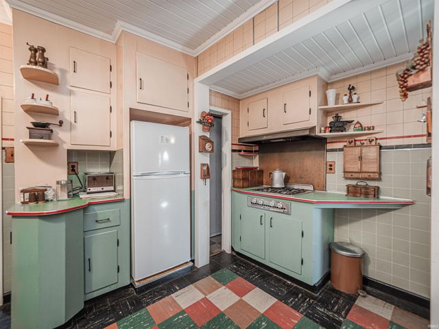 2917 Culverson Avenue, Evansville, IN 47714