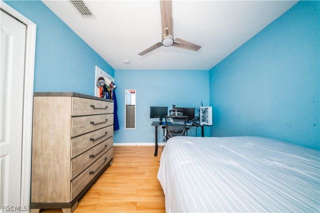 1910 NW 1st PL, Cape Coral, FL 33993