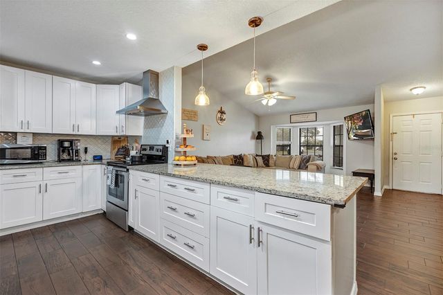 1548 BOWMANS TRAIL, Lakeland, FL 33809