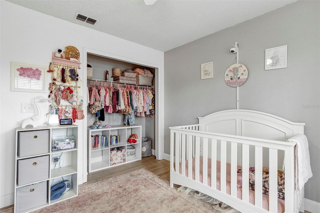 Image 27 of property listing at 1548 BOWMANS TRAIL, Lakeland, FL 33809