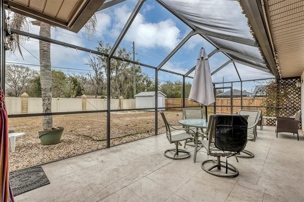 Image 32 of property listing at 1548 BOWMANS TRAIL, Lakeland, FL 33809